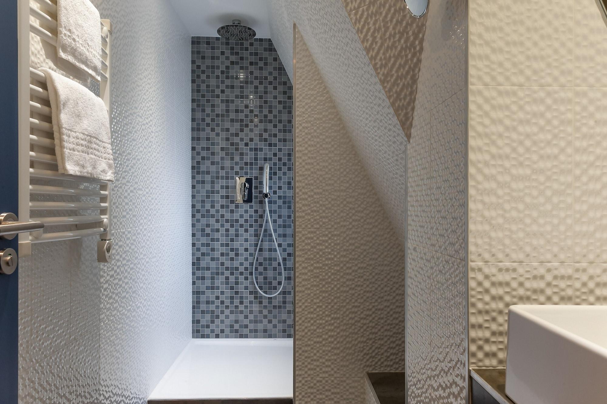 Trianon Gare De Lyon Hotel Париж Екстериор снимка