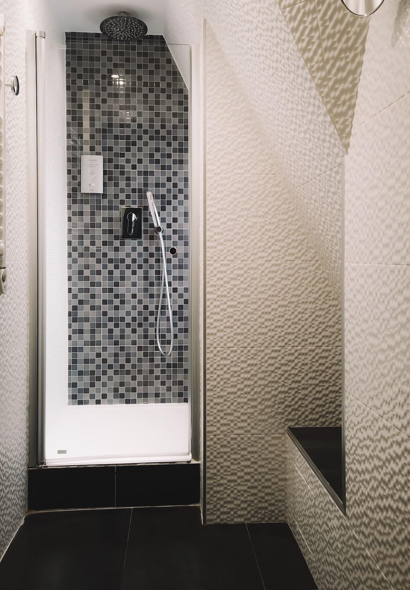 Trianon Gare De Lyon Hotel Париж Екстериор снимка