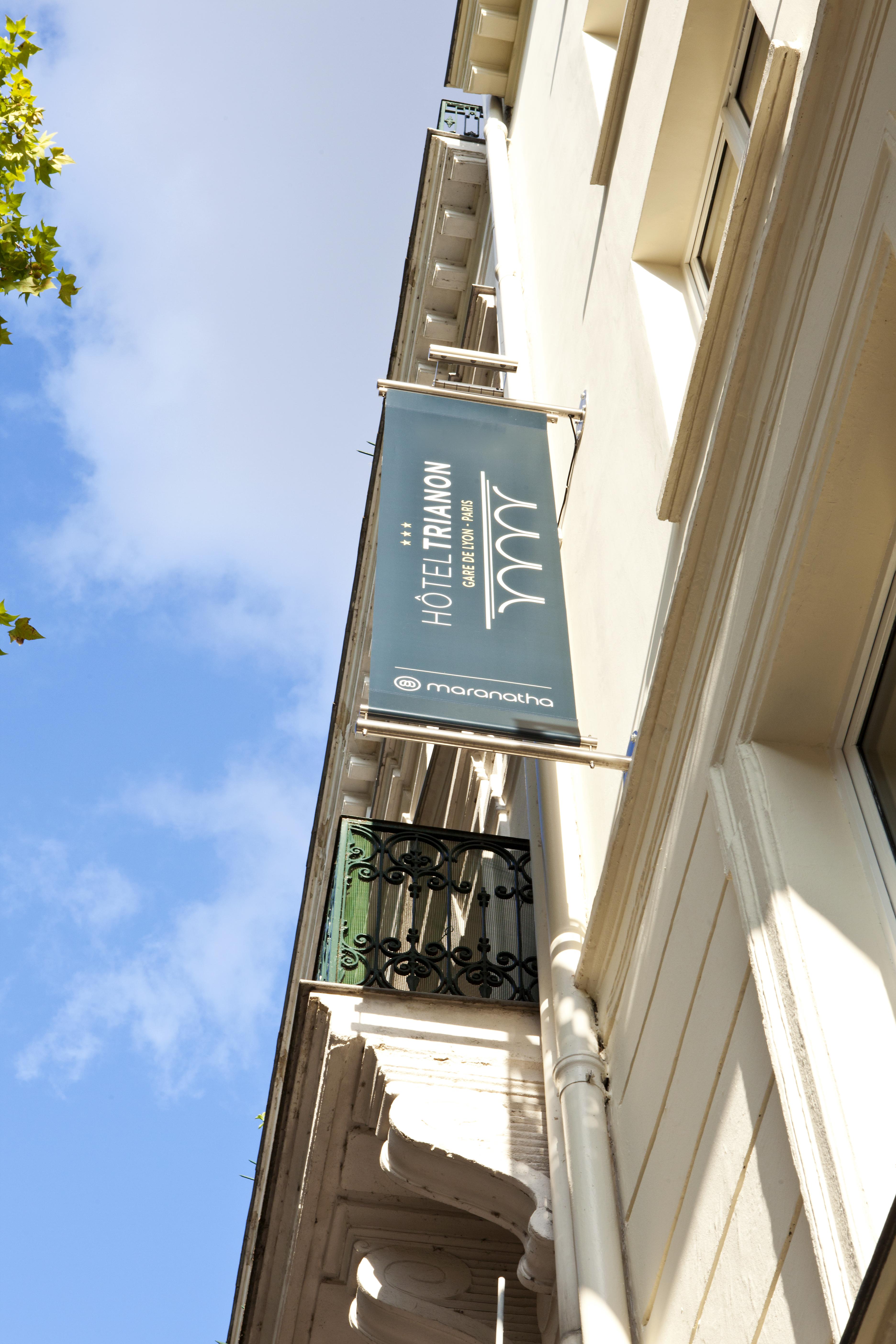 Trianon Gare De Lyon Hotel Париж Екстериор снимка
