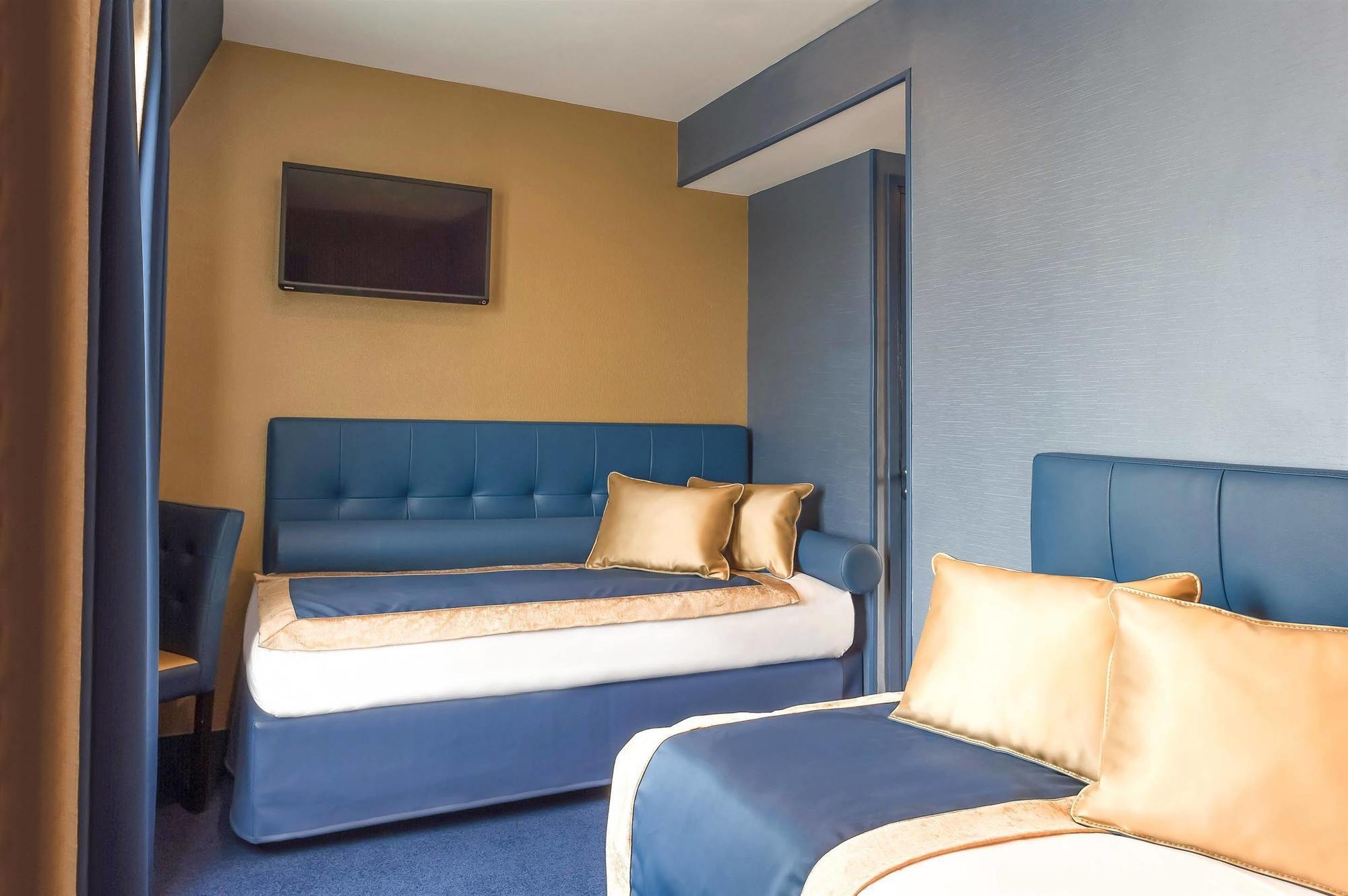 Trianon Gare De Lyon Hotel Париж Екстериор снимка